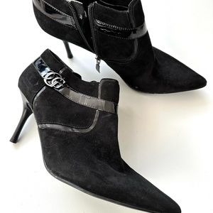 GUESS MARCIANO COLLECTION WOMEN SUEDE BOOTS SIZE 10M